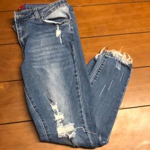Distressed Cropped Skinny Jeans